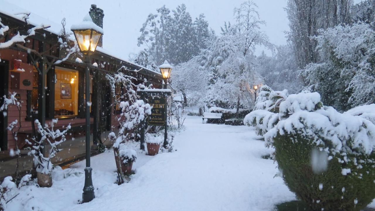 The Ferry Bed & Breakfast Queenstown Eksteriør bilde